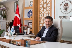 Bursa Eğitim-Bir-Sen 1 No'lu Şube Başkanı Acar, Zafer Bayramını kutladı