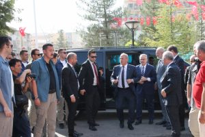 Ulaştırma Bakanı Turhan Midyat'ta