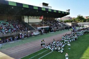 Akhisar Belediyesi yaz spor okulunda sertifika t&ouml;reni