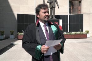 Bursa Barosu'ndan 30 Ağustos t&ouml;reni: "Hi&ccedil; kimse, T&uuml;rk ulusunu Atat&uuml;rk'&uuml;n yolundan ayıramayacak"