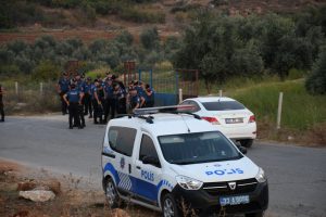Cinayet ş&uuml;phelisi polise yakalanmamak i&ccedil;in intihar etti