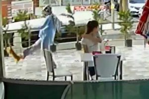 Skandal g&ouml;r&uuml;nt&uuml;lere tepki yağıyor