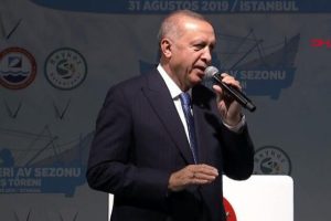 Cumhurbaşkanı Erdoğan balık&ccedil;ılara Su &Uuml;r&uuml;nleri Kanunu'nda değişiklik m&uuml;jdesi verdi