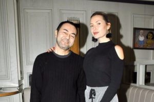 Chloe Loughnan pişman oldu