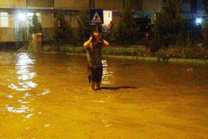 Meteoroloji o b&ouml;lgeyi &ouml;zellikle uyardı: Sel olabilir!