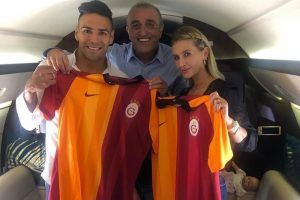 Falcao İstanbul'a geldi