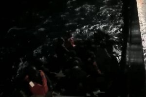 İspanya a&ccedil;ıklarındaki m&uuml;ltecilerin imdadına T&uuml;rk denizciler yetişti