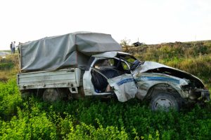 Kastamonu'da yolcu minib&uuml;s&uuml; ile kamyonet &ccedil;arpıştı: 1 &ouml;l&uuml;, 16 yaralı