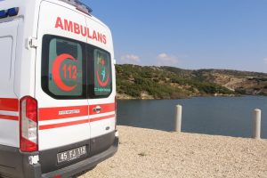 Sulama g&ouml;letine giren iki kişi boğuldu