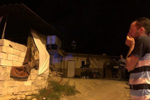 Tek katlı evde &ccedil;ıkan yangın korkuttu