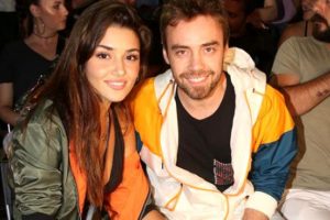 Hande Er&ccedil;el ile fotoğrafını paylaşan Murat Dalkılı&ccedil;, aşka geldi
