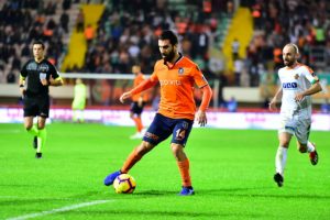 Arda Turan &uuml;cretinde indirime gitti