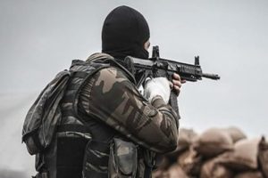 5 ter&ouml;rist etkisiz hale getirildi