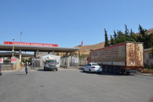 BM'den İdlib'e 40 yardım tırı
