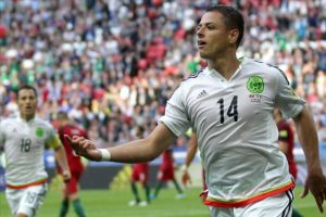 Sevilla Meksikalı forvet Hernandez'i aldı