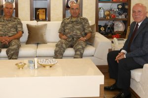 3. Ordu Komutanı &Ouml;ngay Paşa'dan Başkan Sekmen'e ziyaret