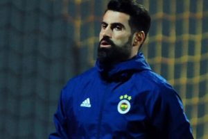Volkan Demirel futbolu bıraktı