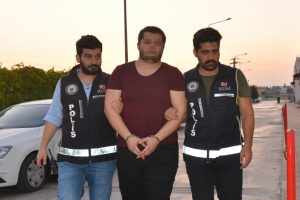 Adana'da FET&Ouml; operasyonu