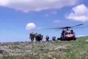 2 kadın ter&ouml;rist ikna edilerek teslim oldu