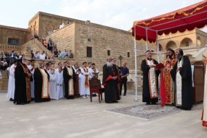 Midyat'ta 5 bin S&uuml;ryani, Mor Gabriel'i andı