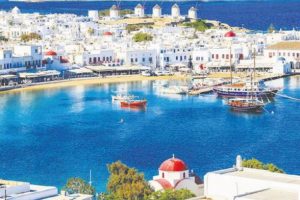 Mikonos'taki &ccedil;ete T&uuml;rk g&uuml;zeli ağına d&uuml;ş&uuml;rd&uuml;!