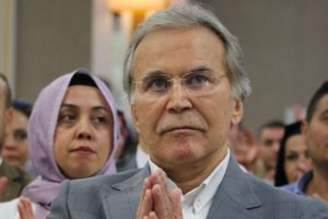Mehmet Ali Şahin'den 'Davutoğlu' a&ccedil;ıklaması