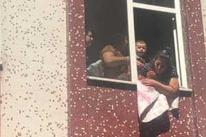 58 daireli apartmanda yangın paniği