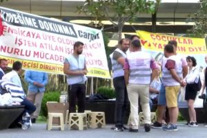 Bursa'da işten &ccedil;ıkarılan iş&ccedil;ilere destek