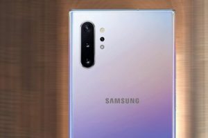 Samsung Galaxy Fold yeniden &ouml;n siparişte