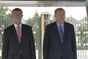 Cumhurbaşkanı Erdoğan, &Ccedil;ekya Başbakanı Babis'i resmi t&ouml;renle karşıladı