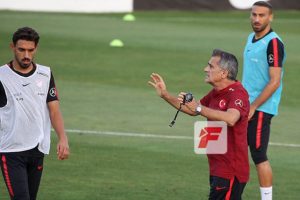 A Milli Takım'da hazırlıklar s&uuml;r&uuml;yor