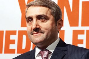 "AK Parti Perin&ccedil;ek'i kucaklayan bir hale d&ouml;n&uuml;şt&uuml;"