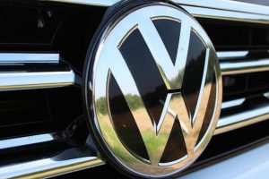 &Ccedil;ekya Başbakanı Babis: Volkswagen T&uuml;rkiye'ye yatırım yapıyor