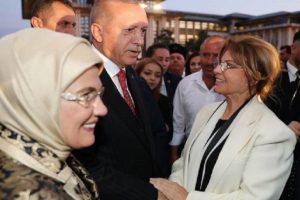 "Erdoğan 'Cumhur İttifakı'nı genişletmek' i&ccedil;in &Ccedil;iller'le g&ouml;r&uuml;şt&uuml;" iddiası