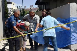 Annenin feryadı y&uuml;rekleri dağladı: Ne yaptın g&uuml;zel Neslihan'ım