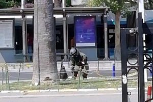 İzmir'de ş&uuml;pheli &ccedil;anta kontroll&uuml; patlatıldı
