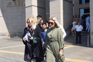 Seren Serengil, Yaşar İpek hakkında su&ccedil; duyurusunda bulundu