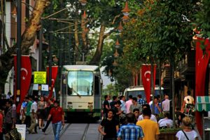 Bursa Emniyet M&uuml;d&uuml;rl&uuml;ğ&uuml; g&ouml;steri ve protesto yasağını uzattı