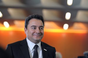 'Ali Babacan yeni partiyi 15 Eyl&uuml;l'de duyuracak' iddiası