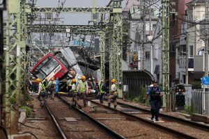 Japonya'da tren kazası!