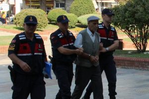 Oğlunu &ouml;ld&uuml;ren baba tutuklandı