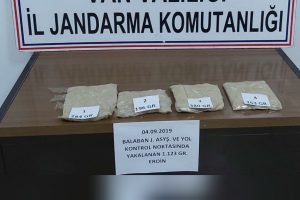 1 kilo 123 gram eroin ele ge&ccedil;irildi