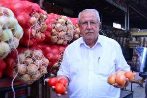 Domates ve soğan fiyatlarında sert d&uuml;ş&uuml;ş