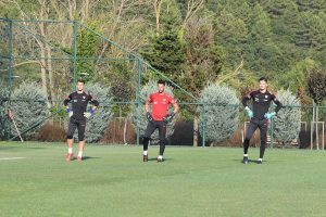 &Uuml;mit Milli Takım'da kale Altay'a emanet