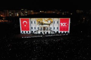 Sivas Kongresi binasının duvarlarında tarih canlandı