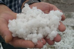 Dolu yağışı hayatı olumsuz etkiledi