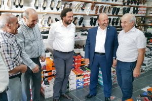 Kavuncu'dan esnaf turu