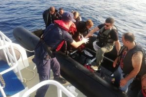 İzmir'de 18 ka&ccedil;ak g&ouml;&ccedil;men yakalandı