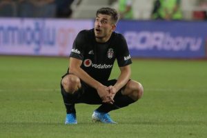 Dorukhan Tok&ouml;z'e &ouml;d&uuml;l!