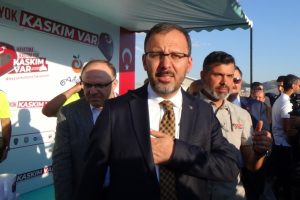 Bakan Kasapoğlu D&uuml;nya Motokros Şampiyonası Finaline katıldı